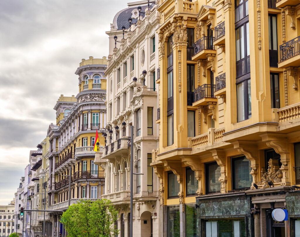 Vista de Edificios en Gran Vía Madrid