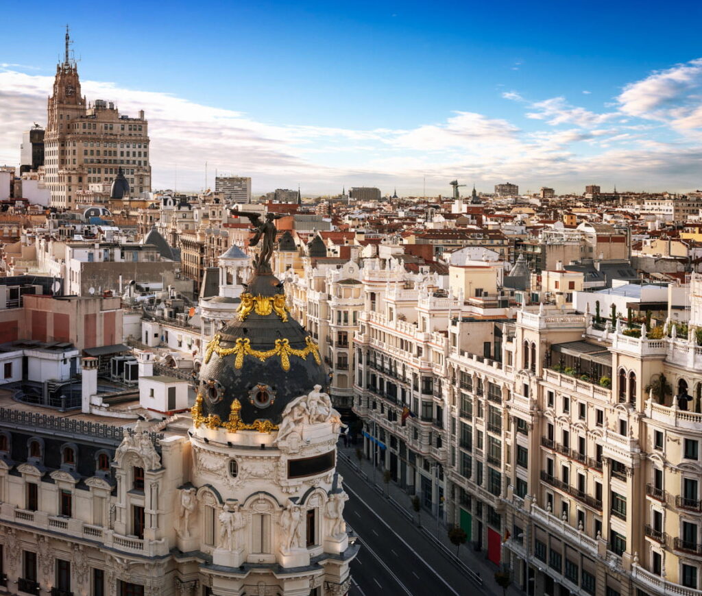 vista aérea de Gran Via en Madrid