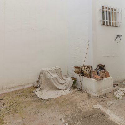 a8de75d2-dba0-4aa6-8b6d-8cf6cd36349c.jpg