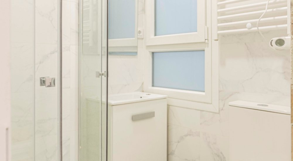 b1d1d282-d7b8-4ca2-8d86-6b307d72d732.jpg