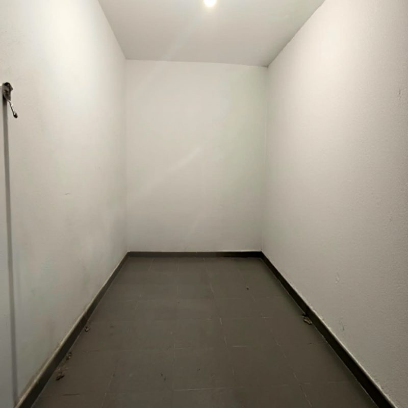b6da8a3e-d3b3-4e14-90ae-dea183a8c8b7.jpeg