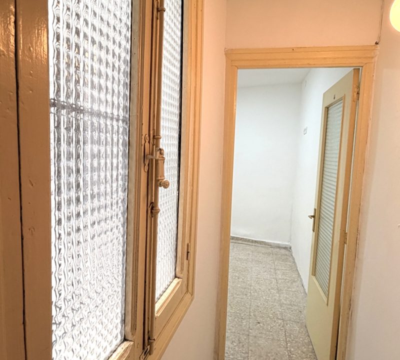 e055e3fe-bcb2-41b8-9836-f479264ec814.jpg